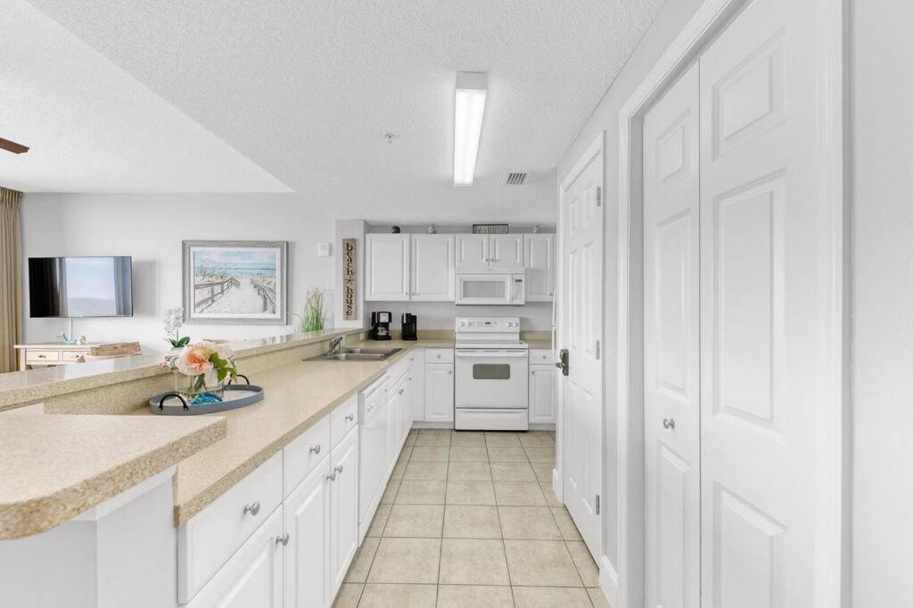 Beachfront Condo #607 At Majestic Beach Resort パナマシティービーチ エクステリア 写真