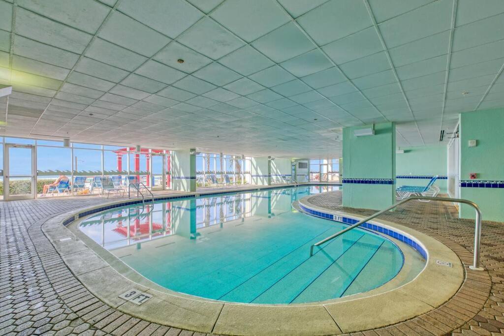 Beachfront Condo #607 At Majestic Beach Resort パナマシティービーチ エクステリア 写真